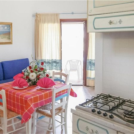 Nice Apartment In Golfo Aranci With Kitchen Exterior foto